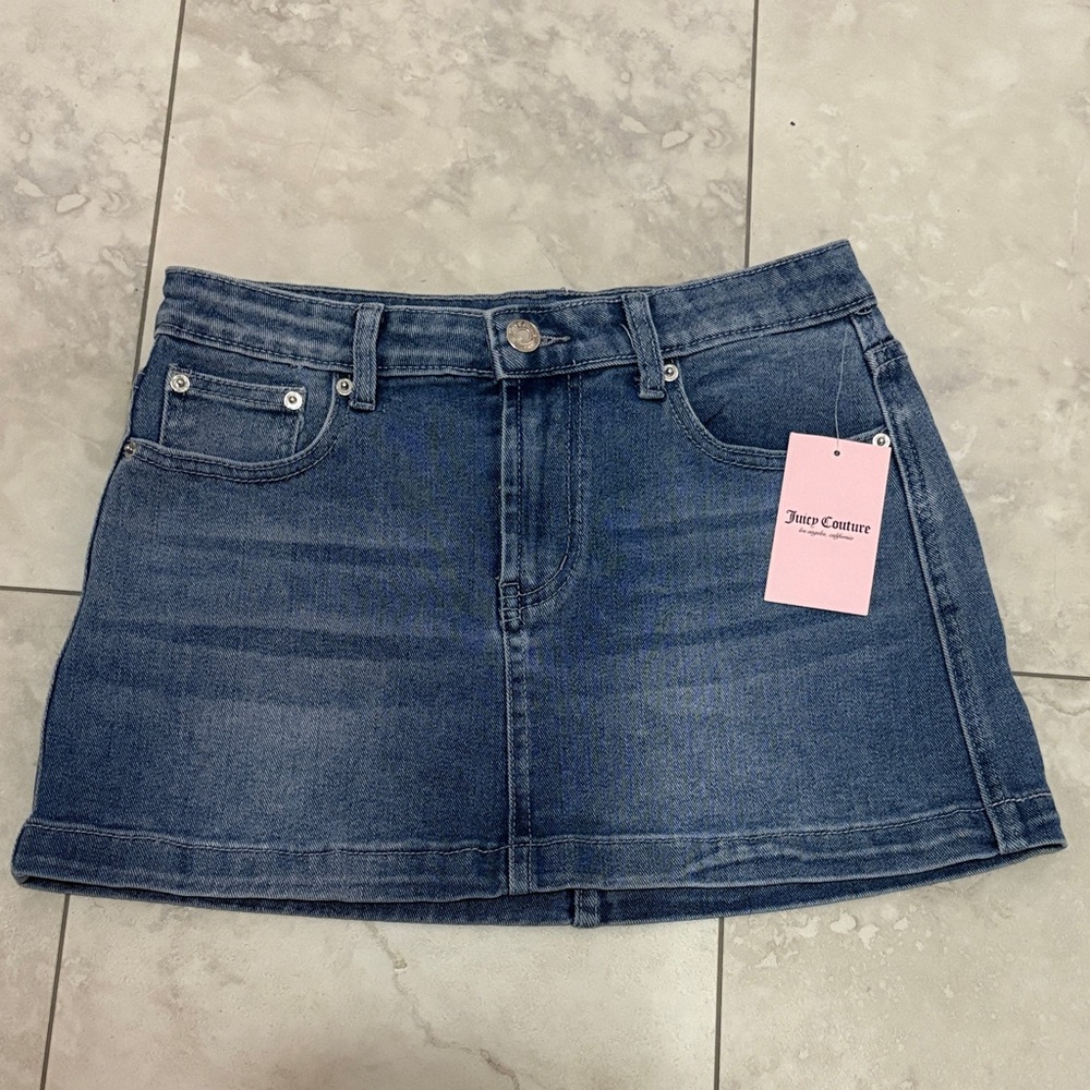 Juicy Couture high waist skirt with rhinestone juicy logo size 5 NWT